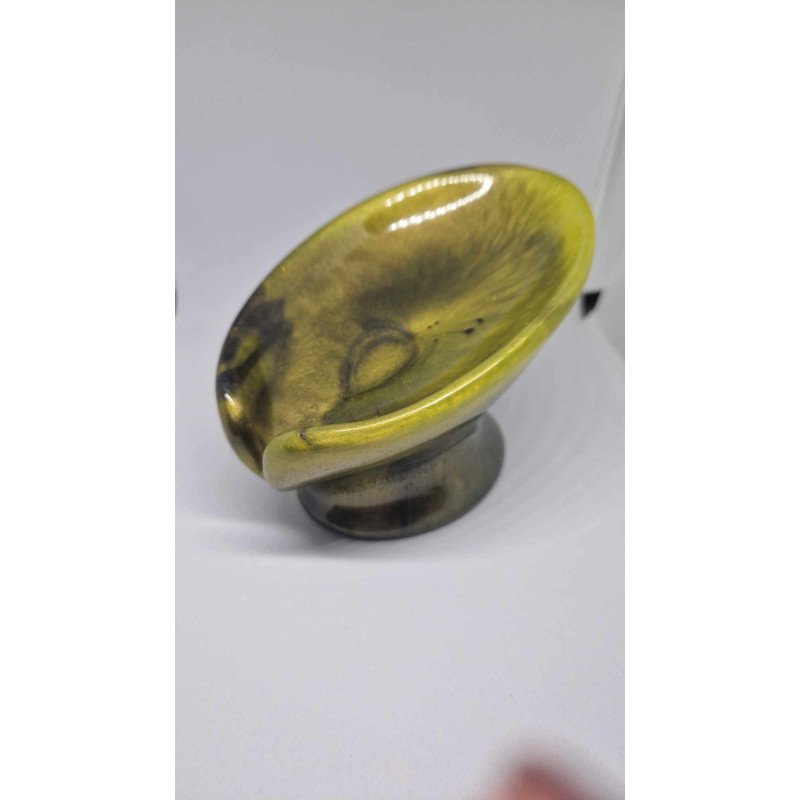 Porte savon avec bec évacuation eau